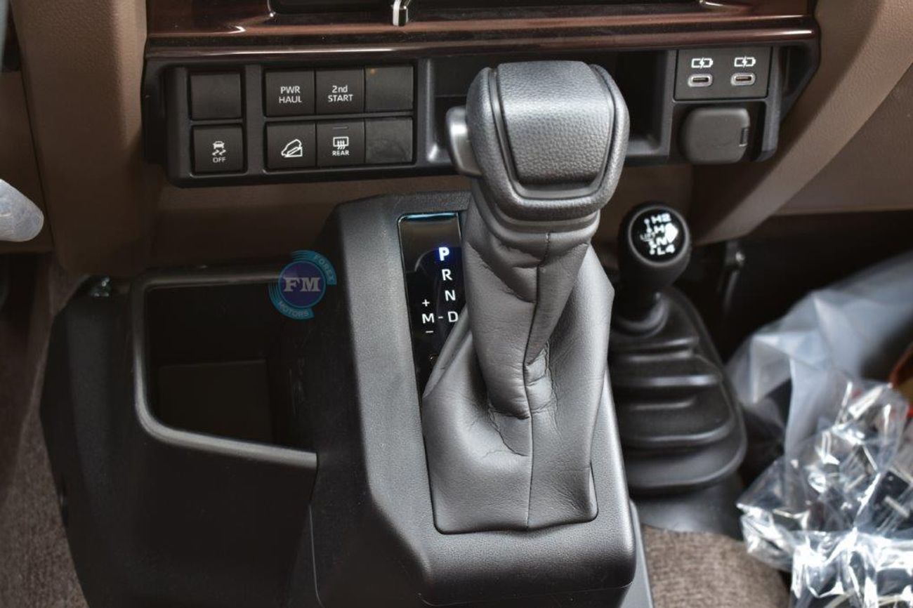 Toyota Land Cruiser 70 71 Hardtop V6 4.0L Petrol 4WD Automatic