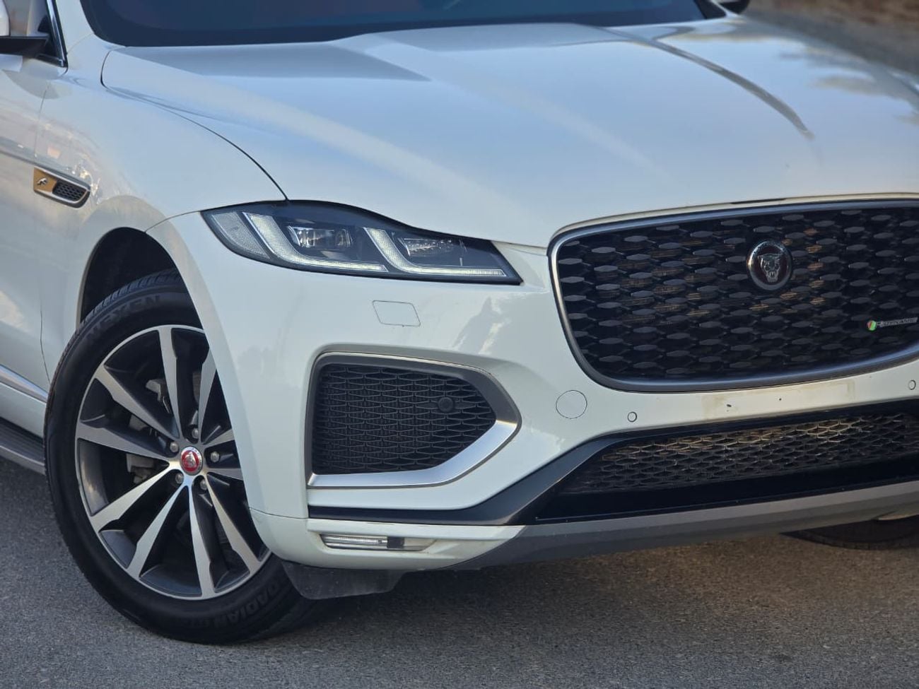 Jaguar F-PACE R-DYNAMIC SE P250 JAGUAR F-PACE R-DYNAMIC 2023 GCC // AWD // ORIGINAL PAINT // FULL CAR PPF // ACCID
