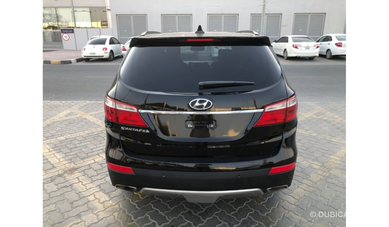 Hyundai Santa Fe Canadian importer V6