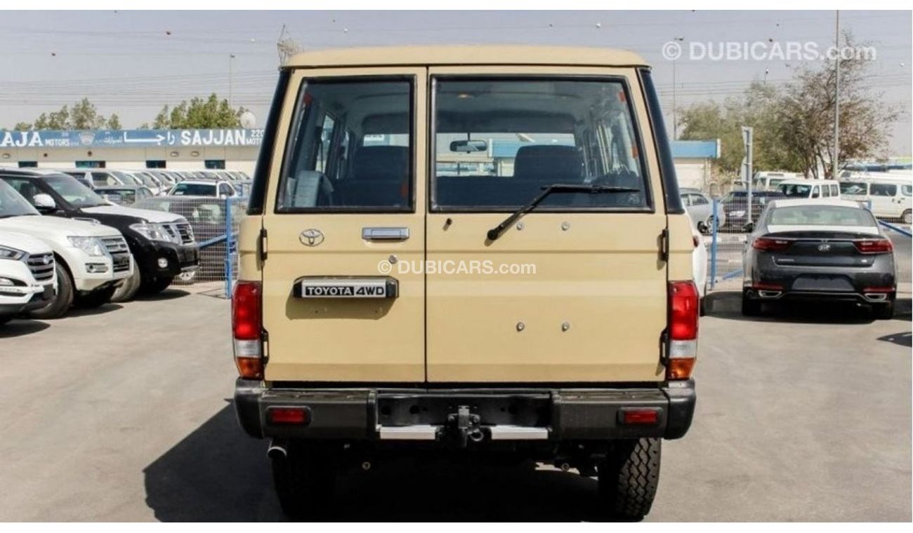 Toyota Land Cruiser 70 TOYOTA LAND CRUISER HARDTOB 5 DOOR  4X4 4.2L V6 DIESEL///2023///SPECIAL OFFER///BY FORMULA AUTO FOR