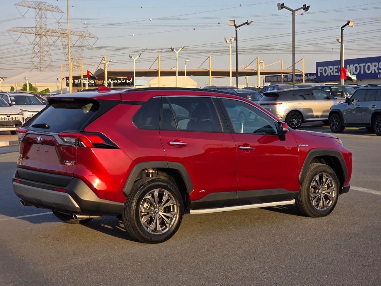 Toyota RAV4 2.5L Limited Hybrid Sunroof , Push button, Trunk automatic and original leather seats