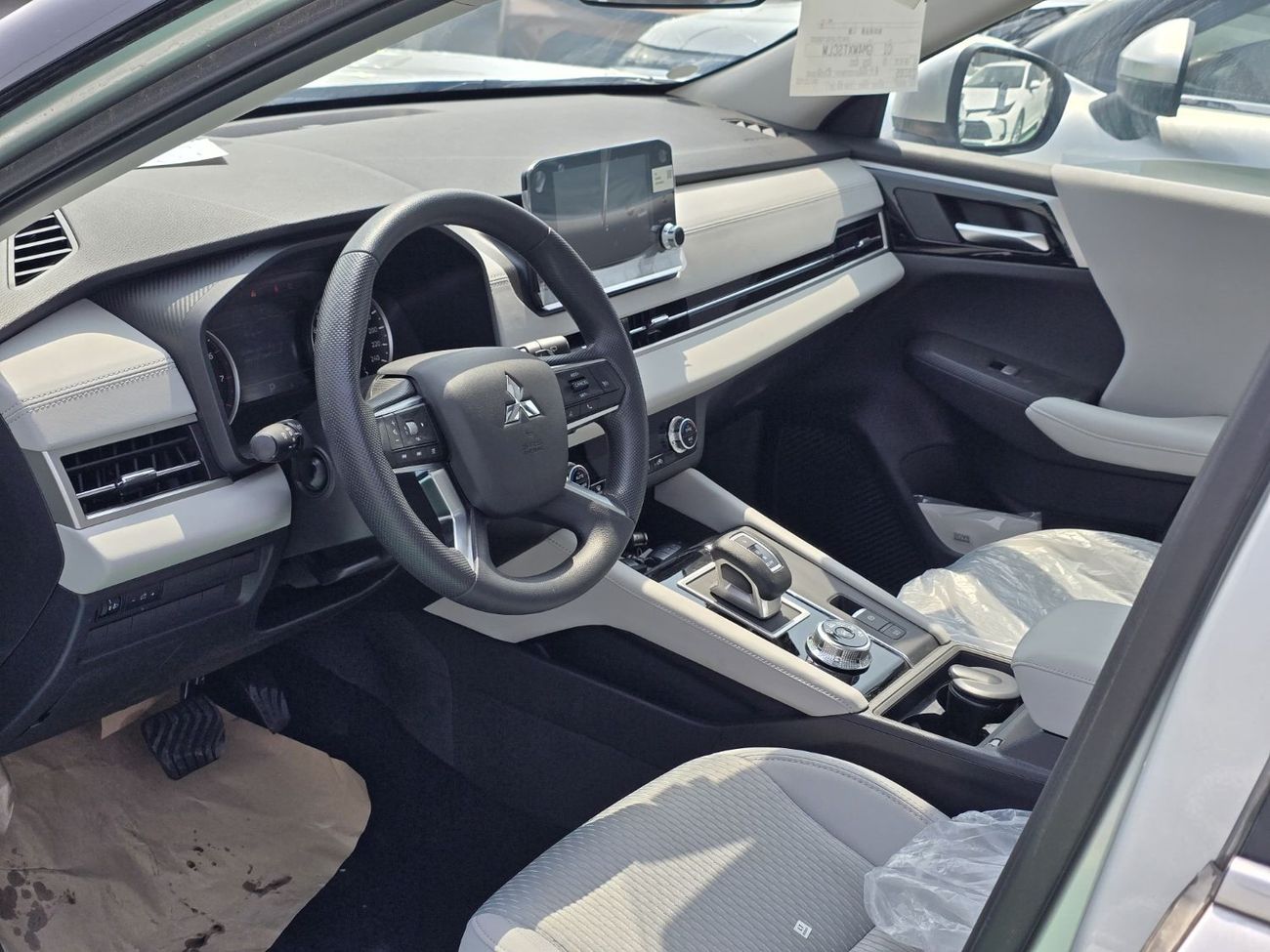 Mitsubishi Outlander GLX Basic 2.4L (5 Seater)