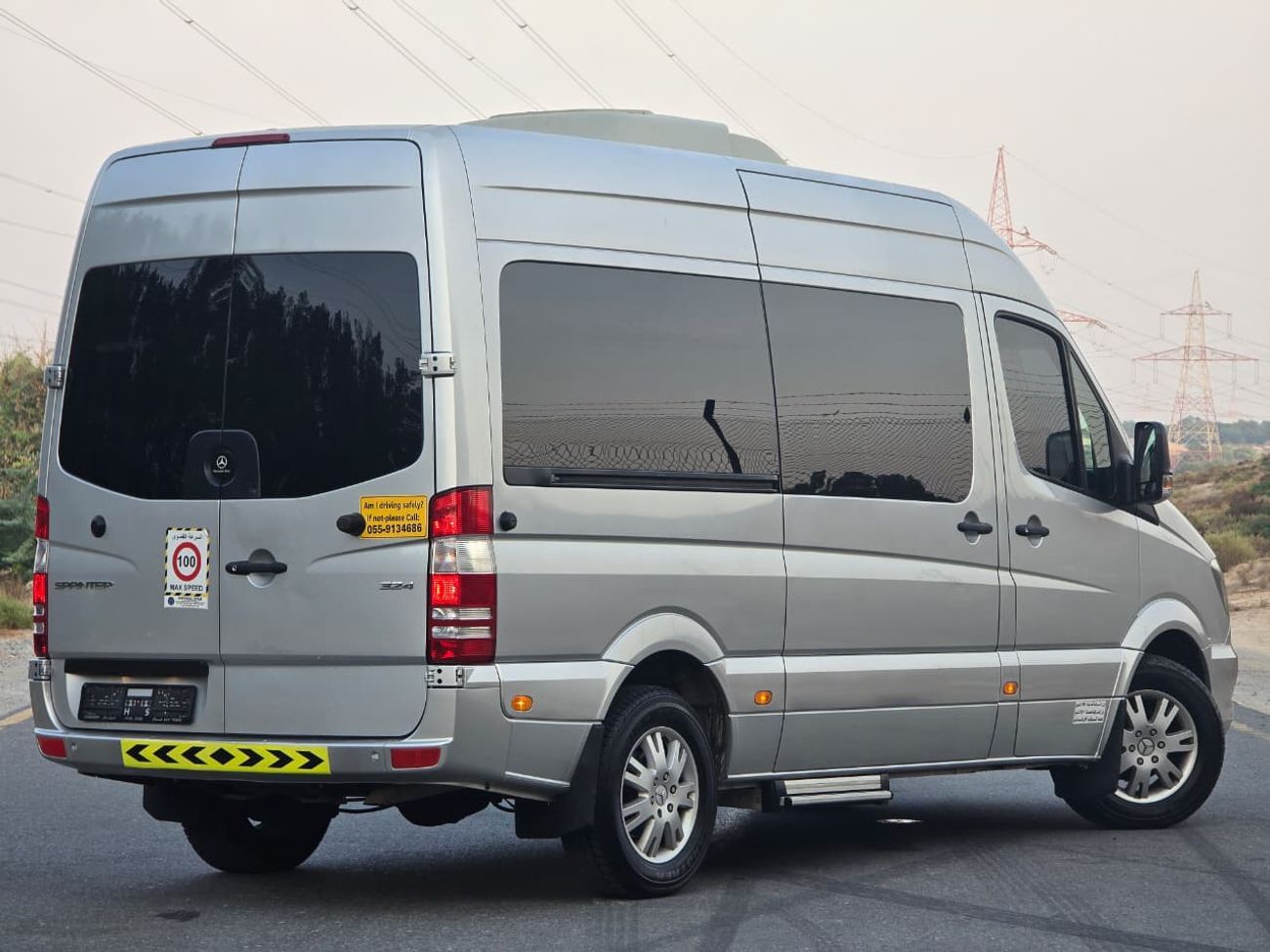 Mercedes-Benz Sprinter MERCEDES SPRINTER 2015 GCC  // VIP SEATS // GOOD CONDITION // TV // FULL OPITION