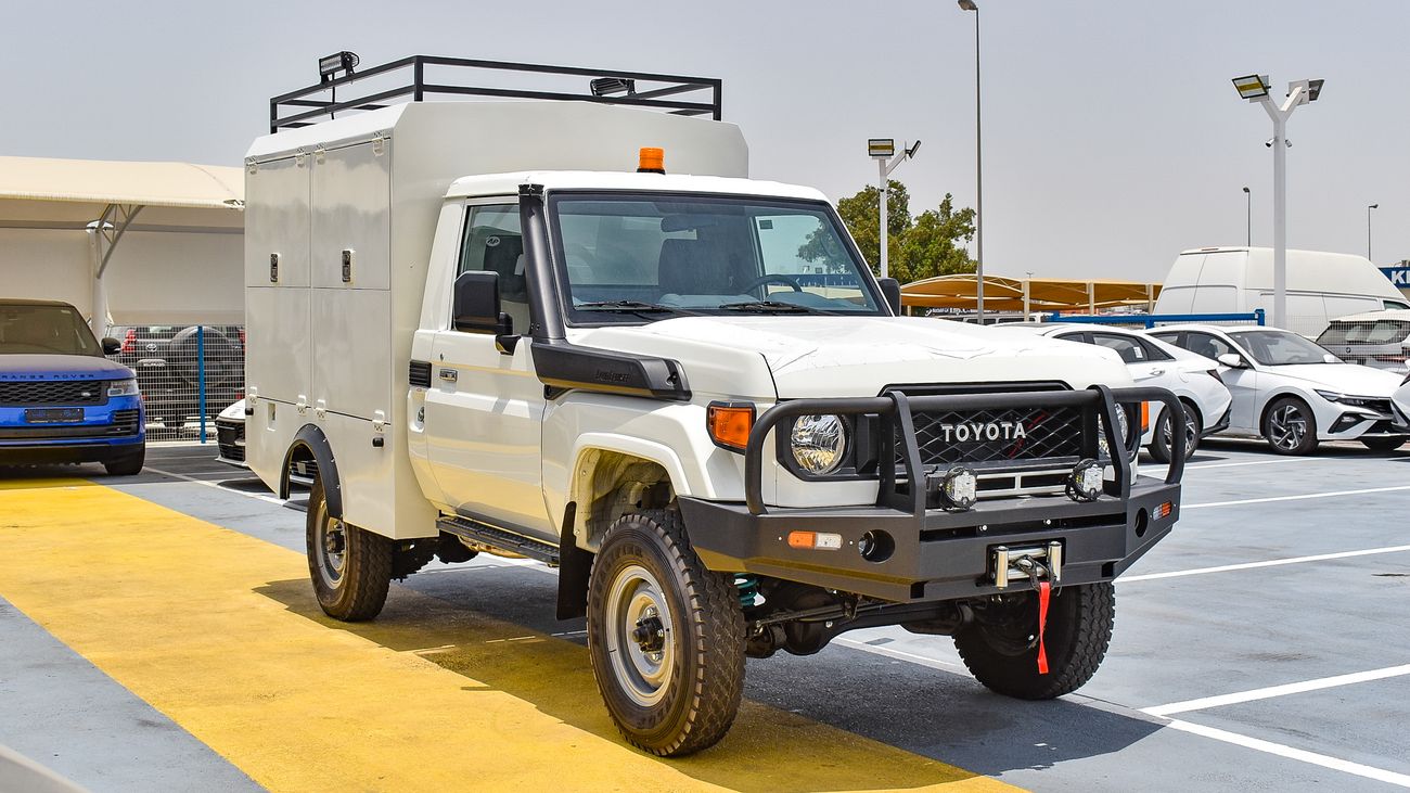 Toyota Land Cruiser Pick Up
