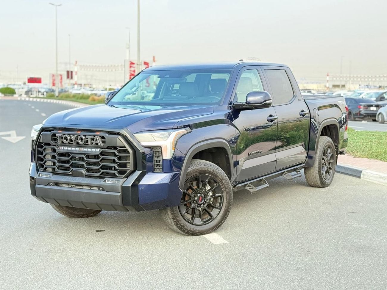 تويوتا تاندرا Premium option 360 Camera, leather seats 2024