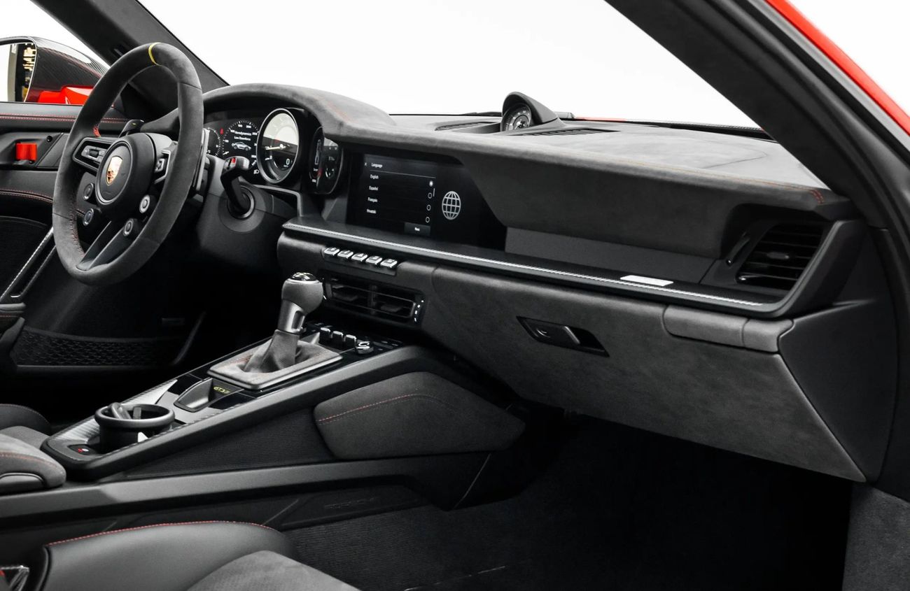 بورش 911 4.0L F-6 Naturally Aspirated Engine