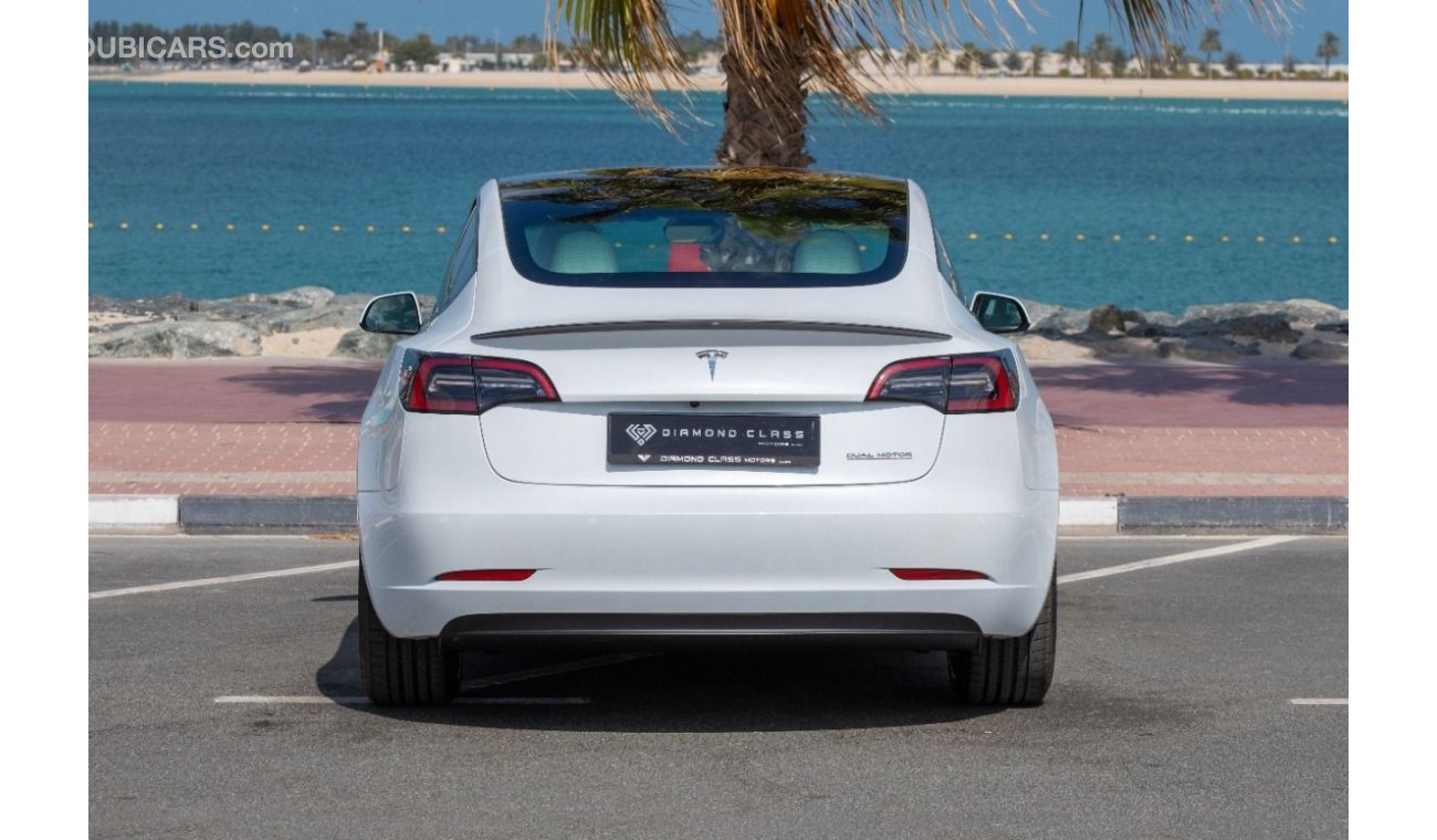 تيسلا موديل 3 Tesla Model 3 Performance  White Interior  Auto Pilot GCC 2022 ZERO KM Auto Pilot  Under Warranty