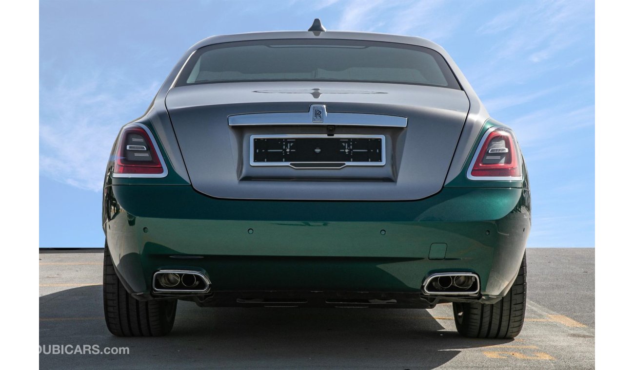 Rolls-Royce Ghost Dual Tone Imperial Jade and Jubilee Silver 6.6L Fully Loaded with Illuminated Grille , Apple Carplay