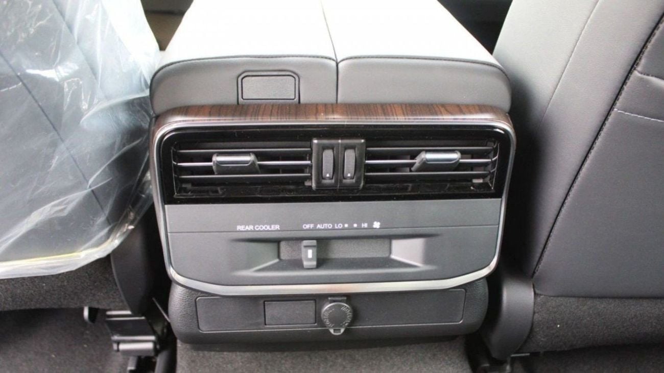 Toyota Land Cruiser LC300 GXR 4.0P AT MY2025 – BLACK