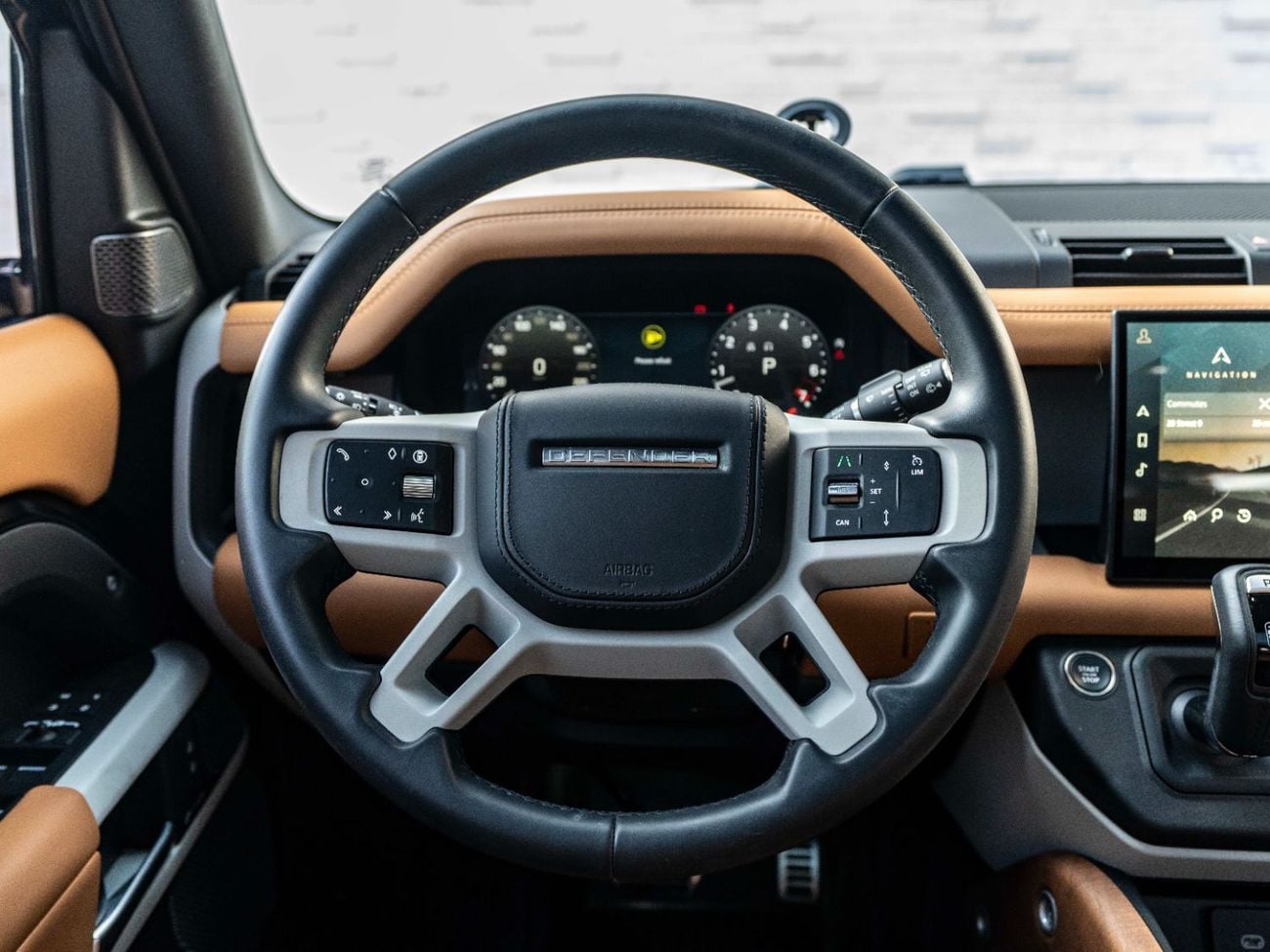 Land Rover Defender P400 110 HSE 3.0L (5 Seater)