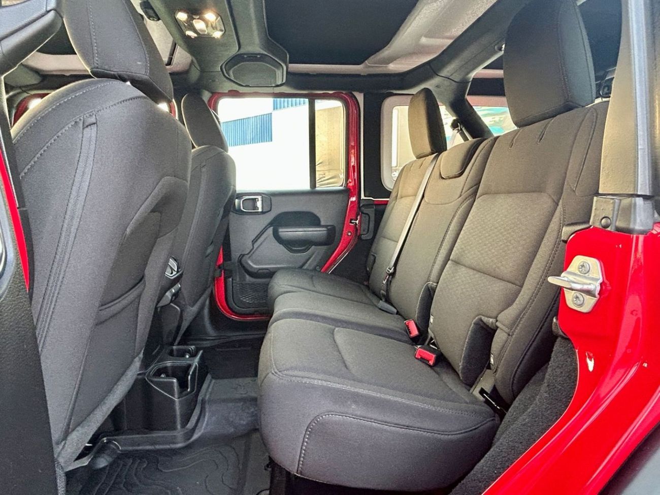 جيب رانجلر Unlimited Sport 3.6L A/T 2023 GCC WITH AGENCY WARRANTY IN MINT CONDITION