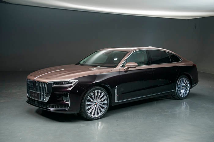 HONGQI H9 exterior - Front Left Angled