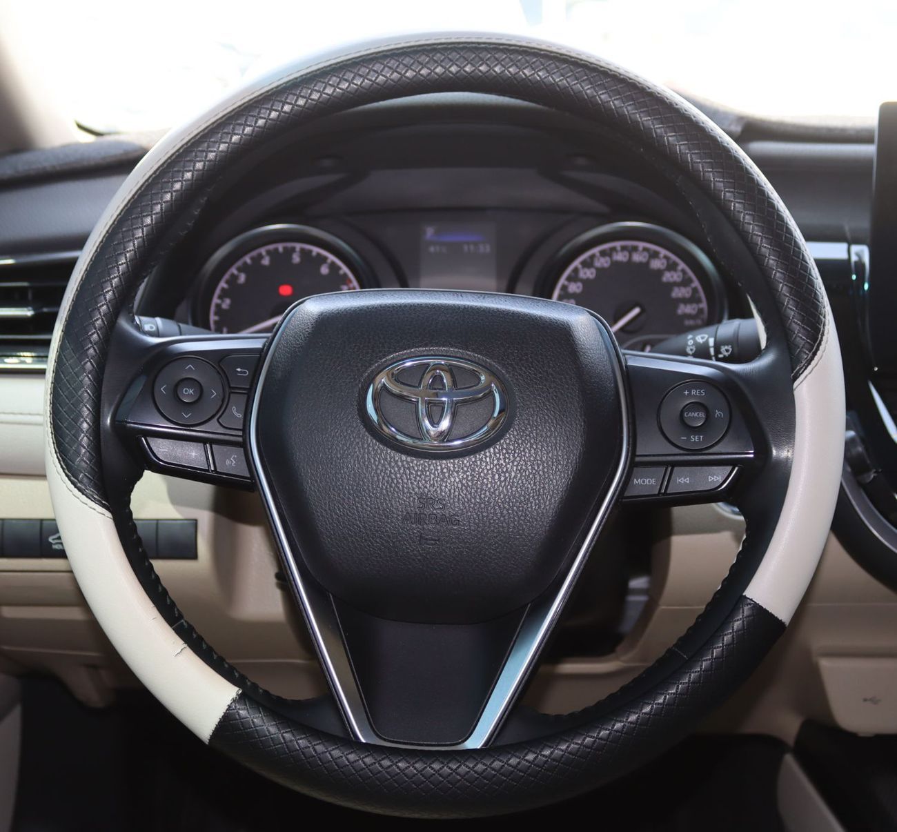 تويوتا كامري تويوتا كامري 2023 - خليجي - (4) سلندر - خليجي - بحالة ممتازة - محرك 2500 - السعر 79000 درهم- كم 6000