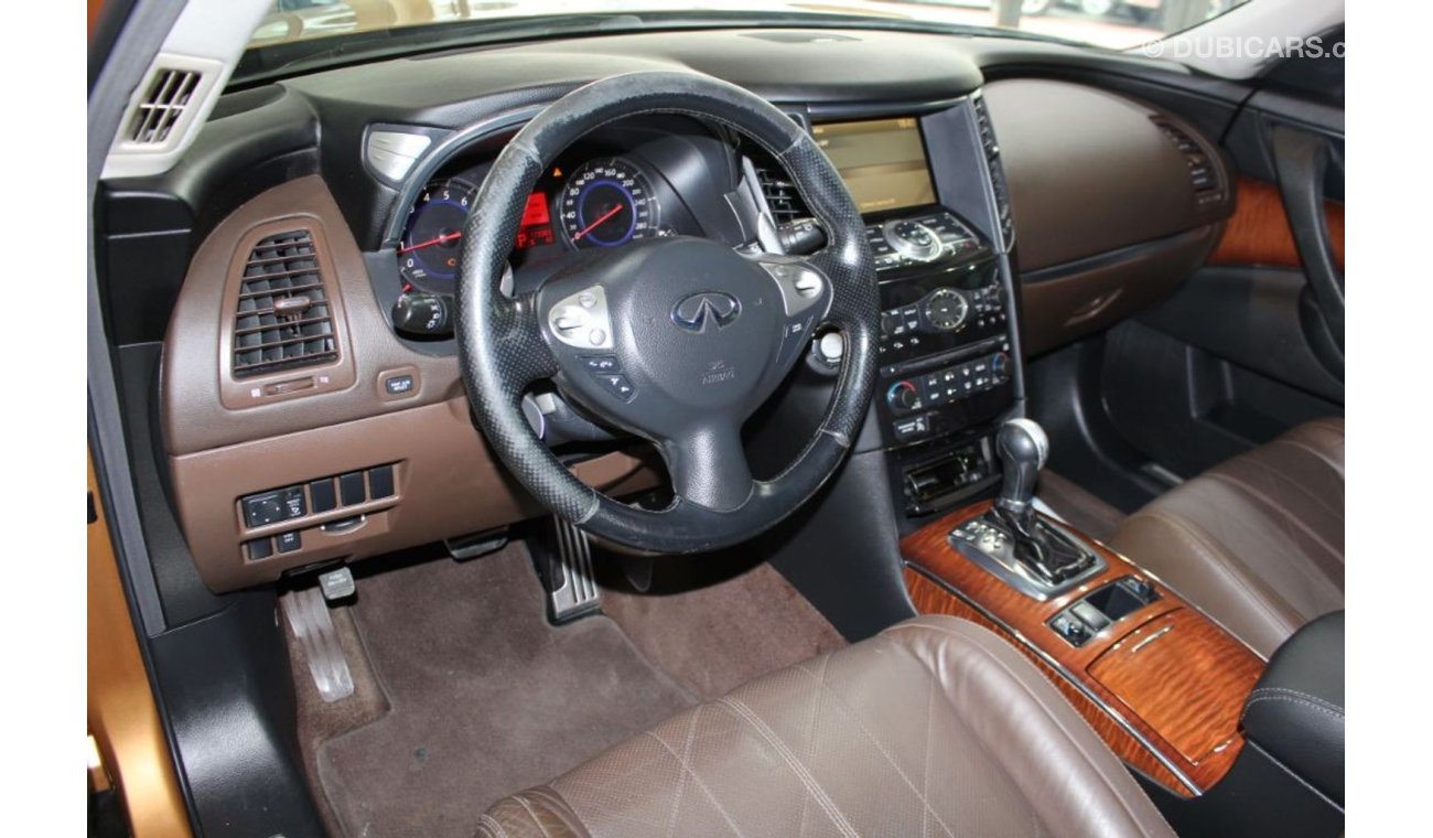 Infiniti FX50