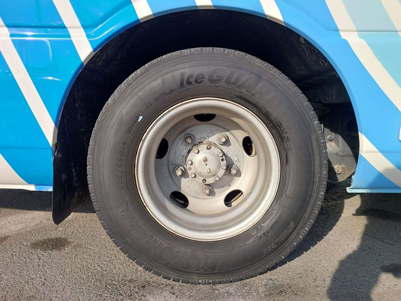 ميتسوبيشي روزا MITSUBISHI ROSA BUS RHD 2004 MODEL 4.8 L DIESEL AUTOMATIC(PM00393)