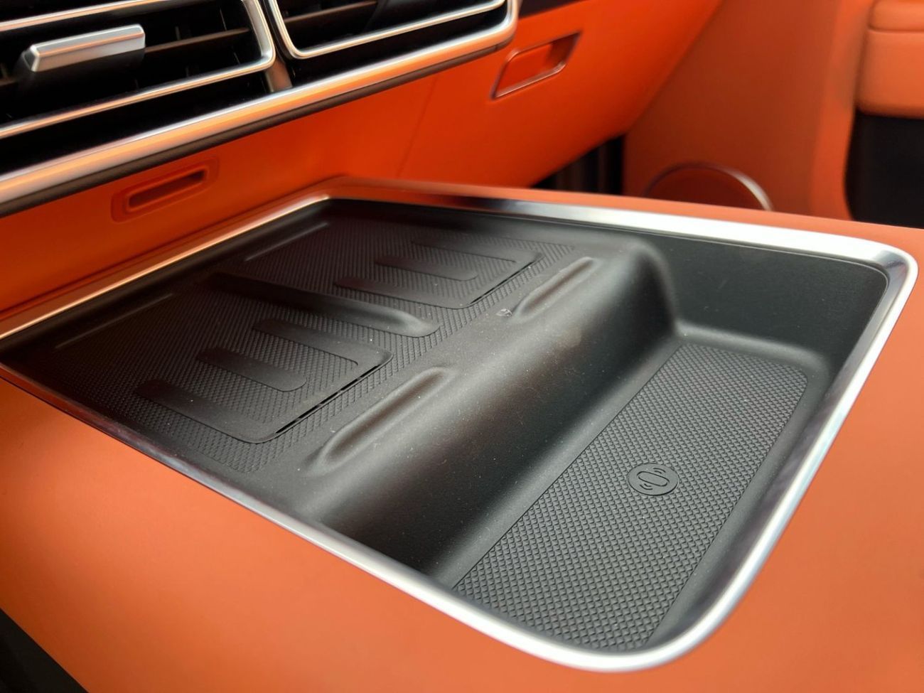 لي اوتو L7 LI AUTO L7 ULTRA MODEL 2024