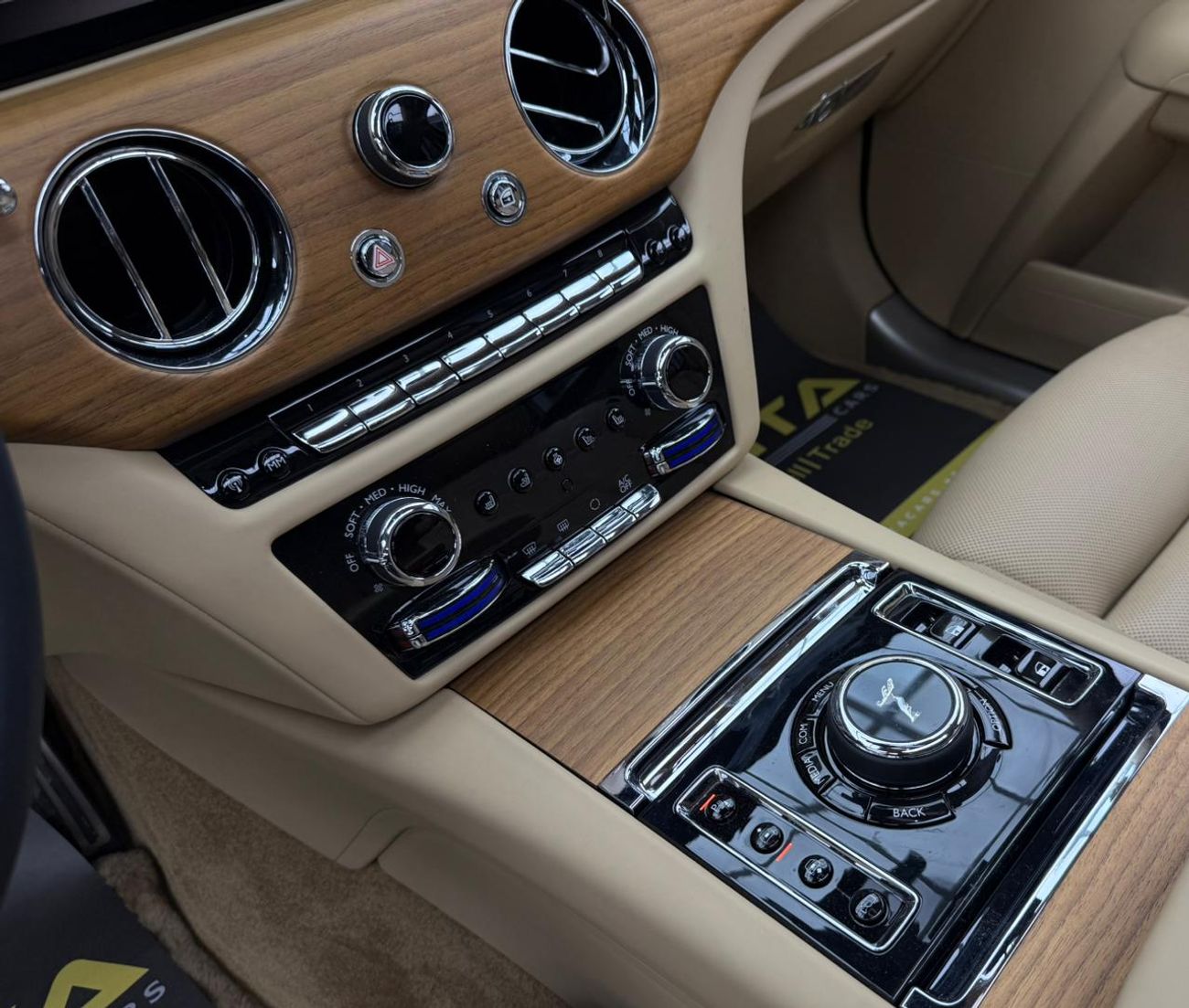 رولز رويس جوست 2022 Rolls Royce Ghost, 1 Year Warranty Unlimited Km, Full Service History