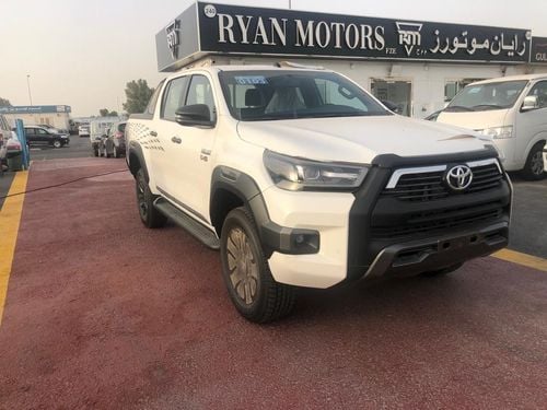 تويوتا هيلوكس TOYOTA HILUX ADVENTURE 2.8L، 4x4، DIESEL، MODEL 2021 WHITE WITH BLACK INTERNIOR، FOR EXPORT ONLY