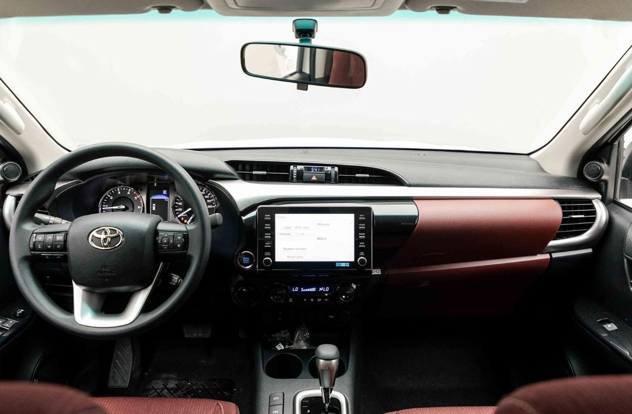 تويوتا هيلوكس 2025 Toyota Hilux DV DC 2.4L AT Diesel (White)