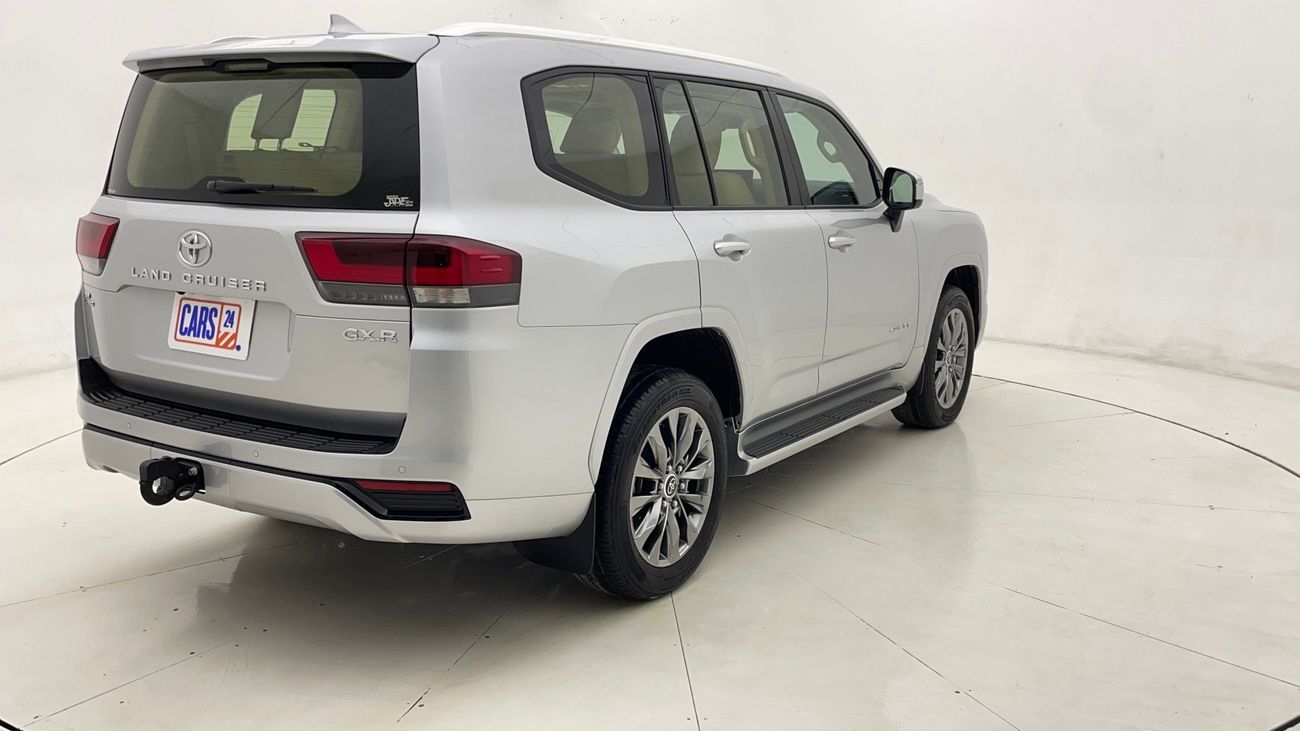تويوتا لاند كروزر GXR 3.5 | بدون دفعة مقدمة | اختبار القيادة في المنزل