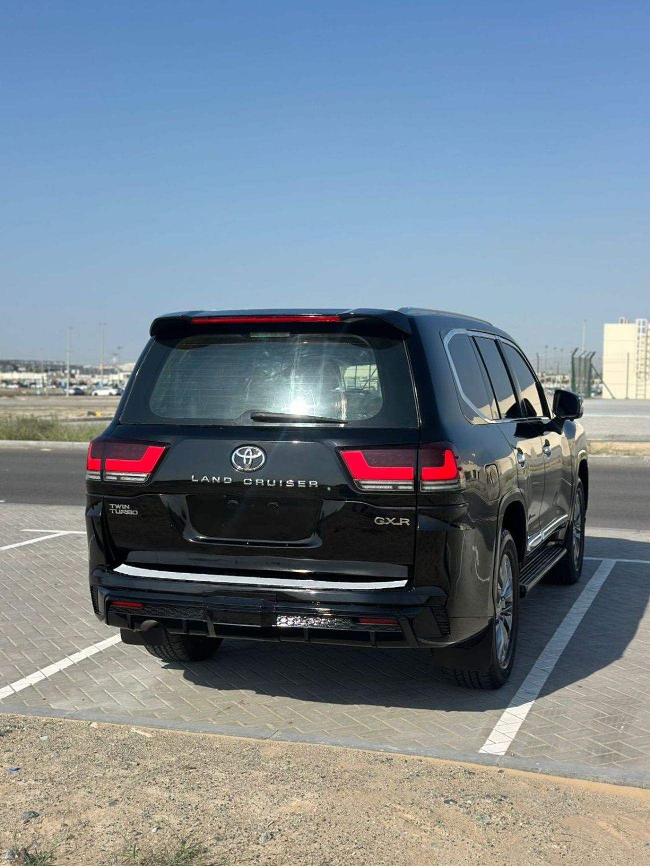 تويوتا لاند كروزر GXR 4.6L