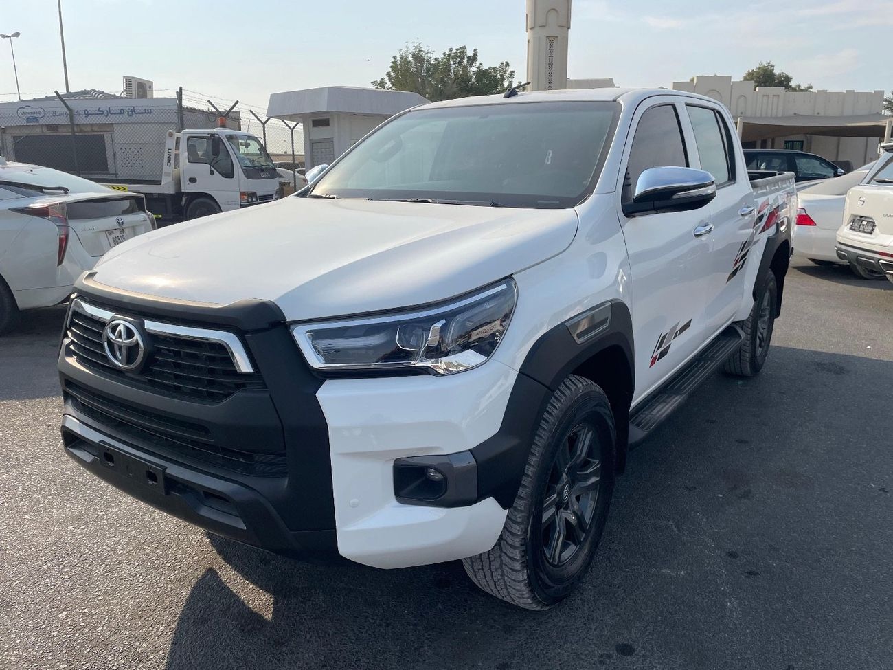 تويوتا هيلوكس S GLX 2.4L AWD A/T