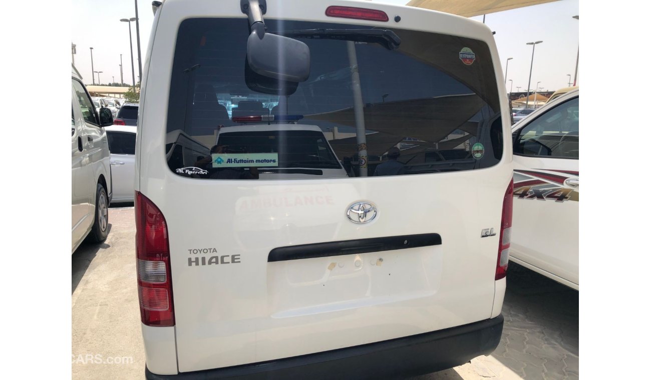 تويوتا هاياس Toyota Hiace van 2017. Free of accident with low mileage. only done 25000 km