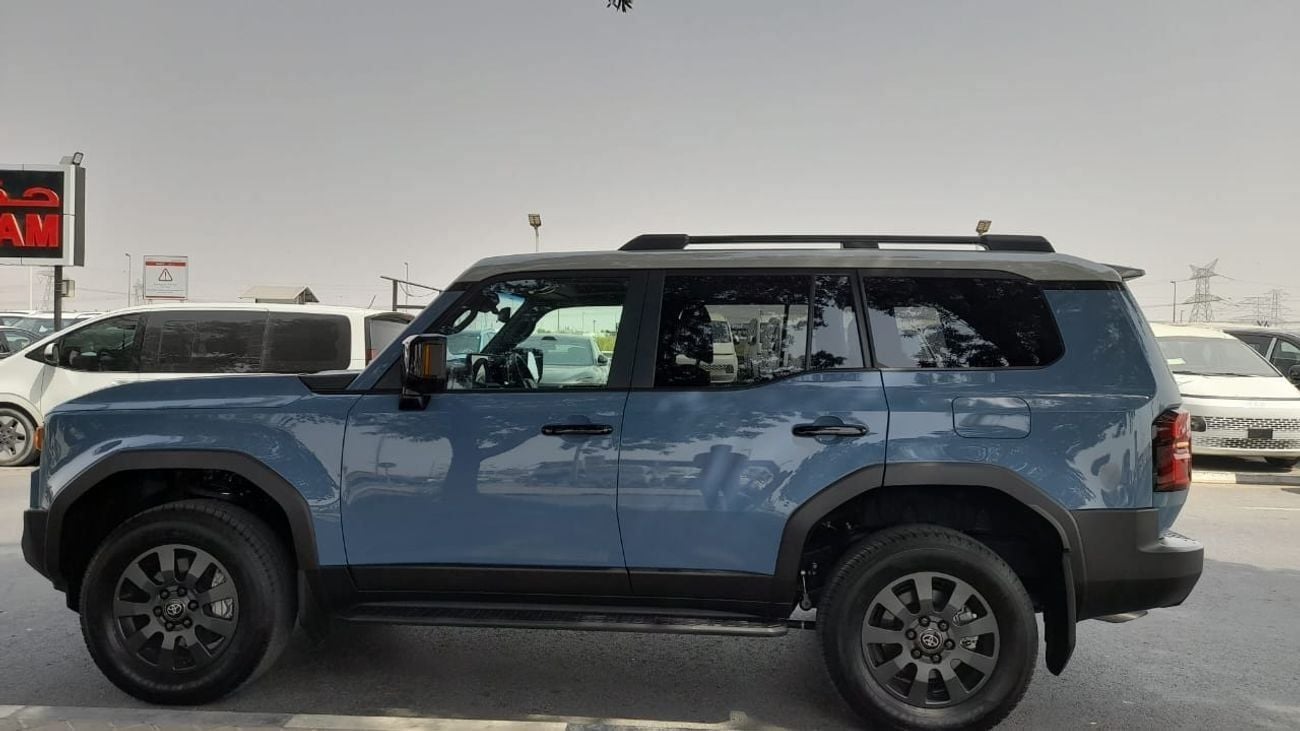 Toyota Prado Right-Hand drive Adventure plus diesel Auto two tone colour with 7 seater and coolbox