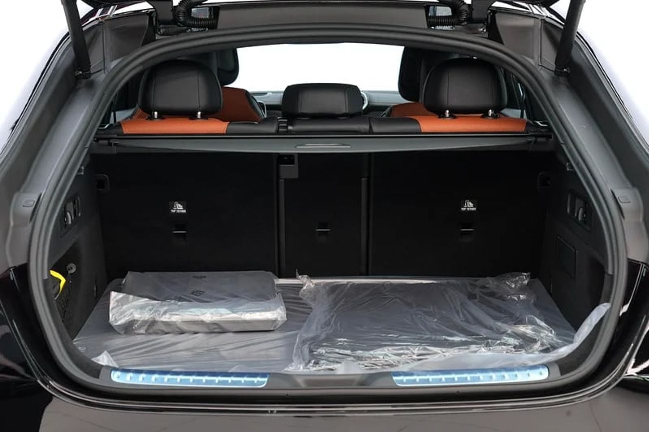 Mercedes-Benz GLC Coupe 200 Arrival | 200 Coupe | GCC km | Agency Warranty | AMG Package