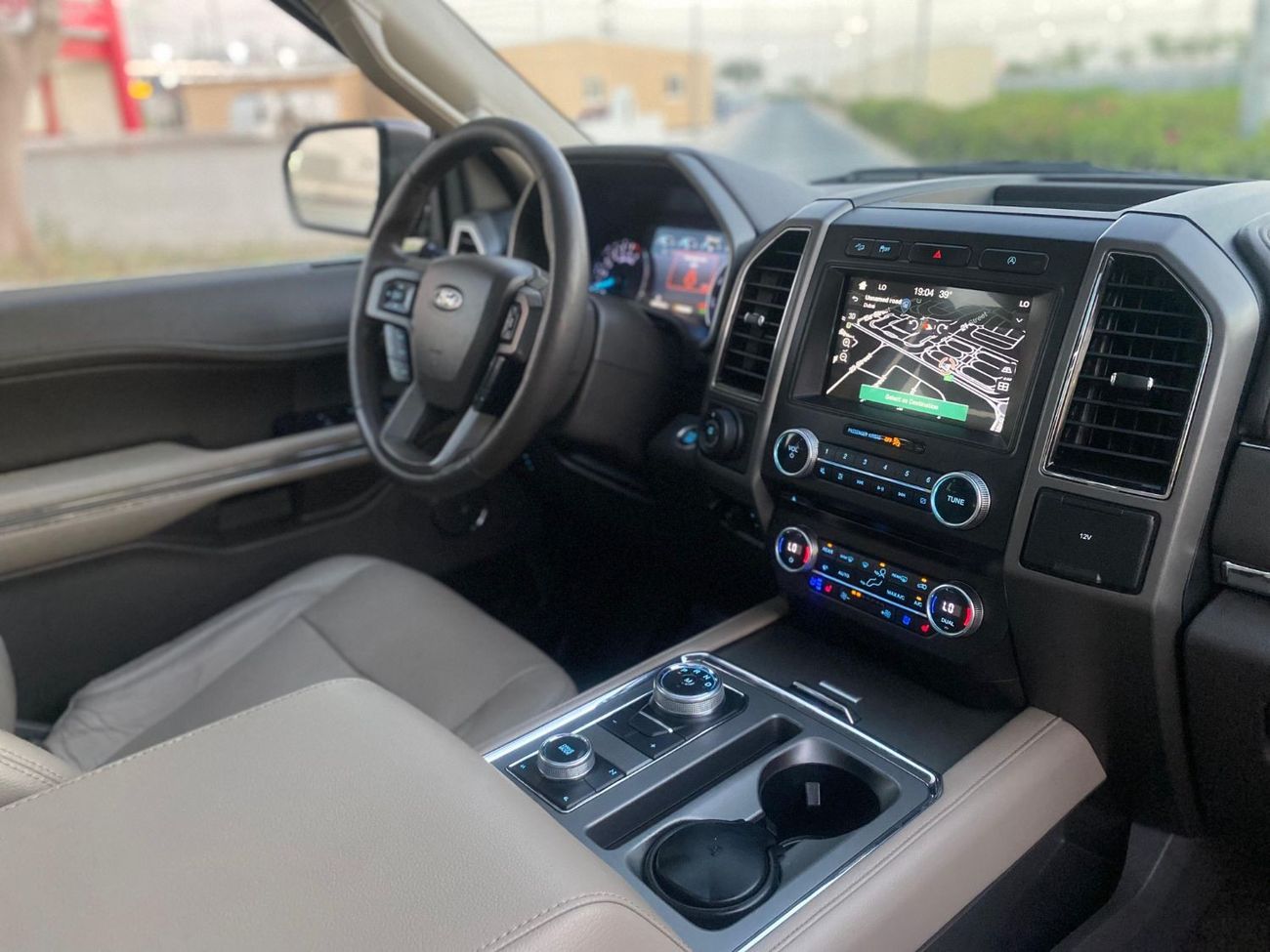 Ford Expedition XLT FULL SERVICE HISTORY - AL TAYER -