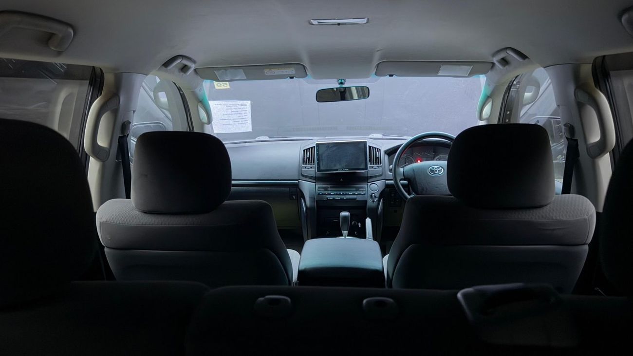 Toyota Land Cruiser 4,5 Liter Diesel Right Hand Drive Automatic Drive Grey Color