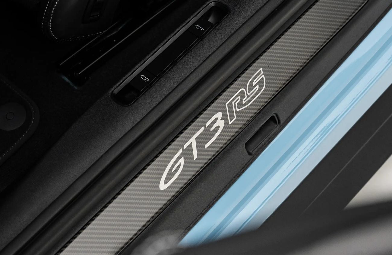 بورش 911 4.0L F-6 Naturally Aspirated Engine