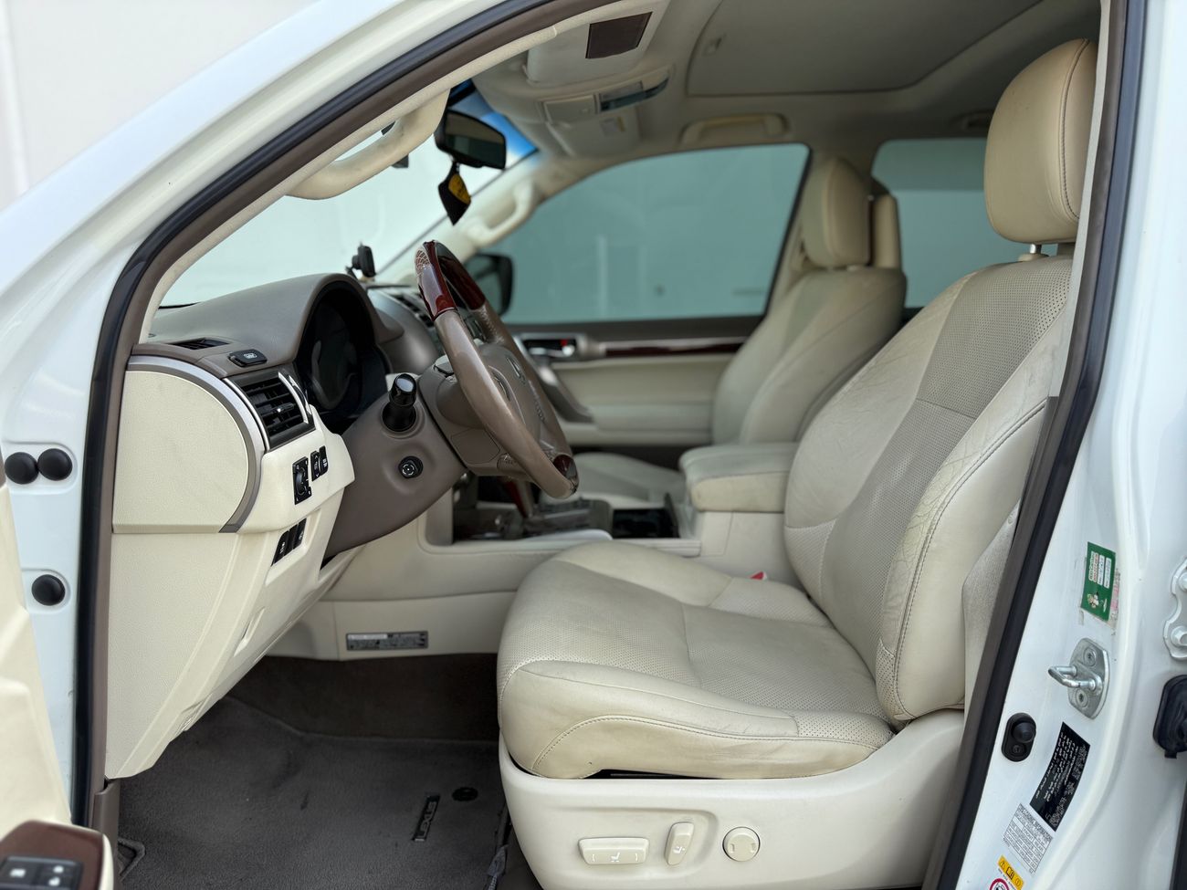 Lexus GX460 Platinum 4.6L ( CYL)