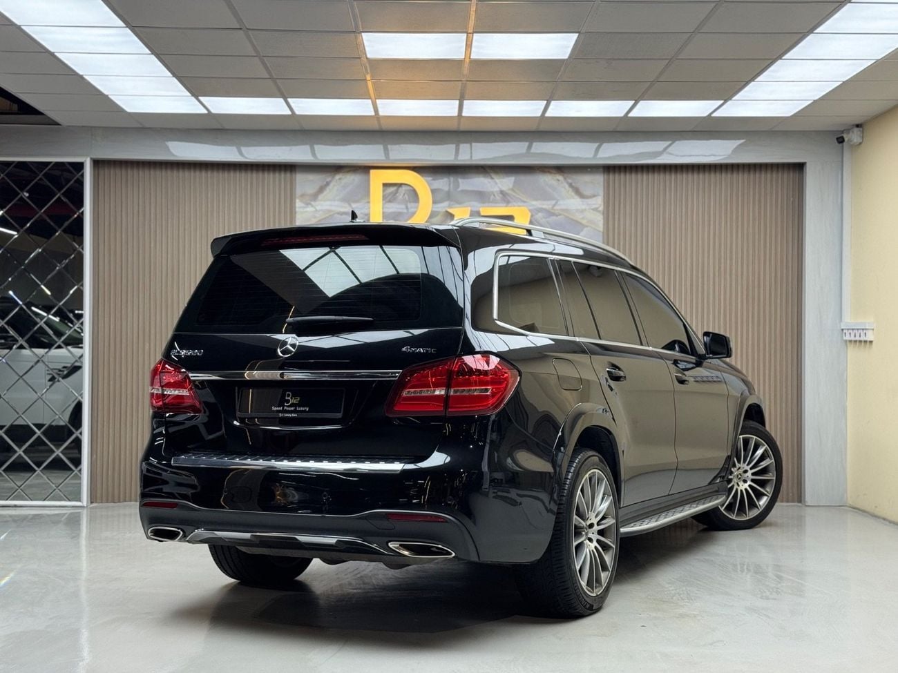 Mercedes-Benz GLS 500