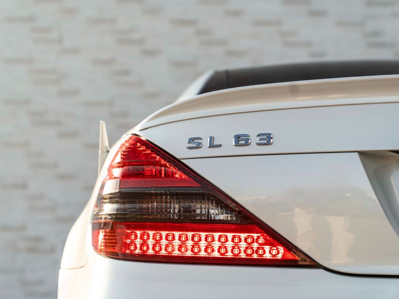 Mercedes-Benz SL 63 AMG AMG CONVERTIBLE