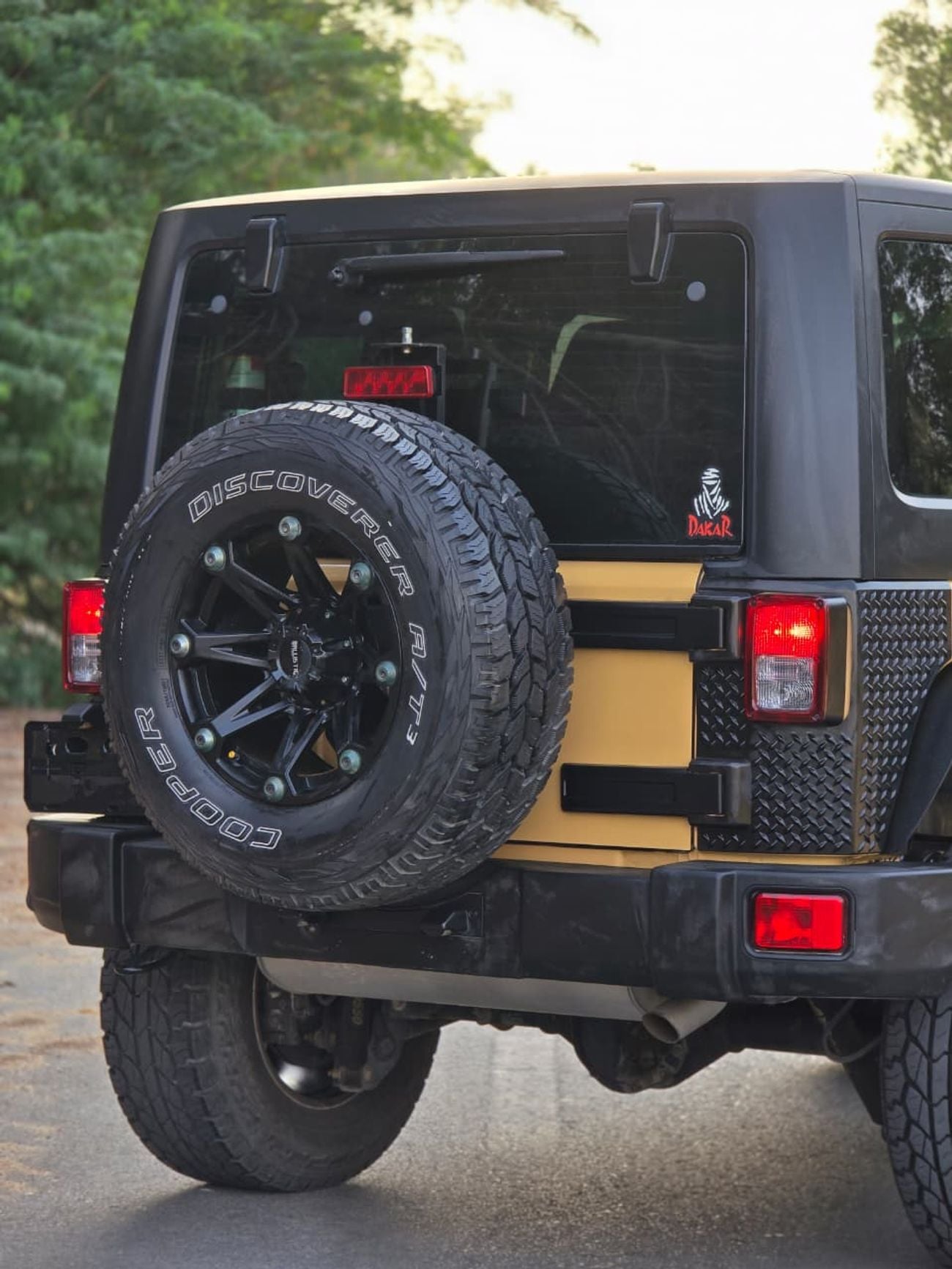 Jeep Wrangler Sport 3.6L A/T JEEP WRANGLER 2014 GCC // ORGINAL PAINT // PERFECT CONDITION // ACCIDENT FREE