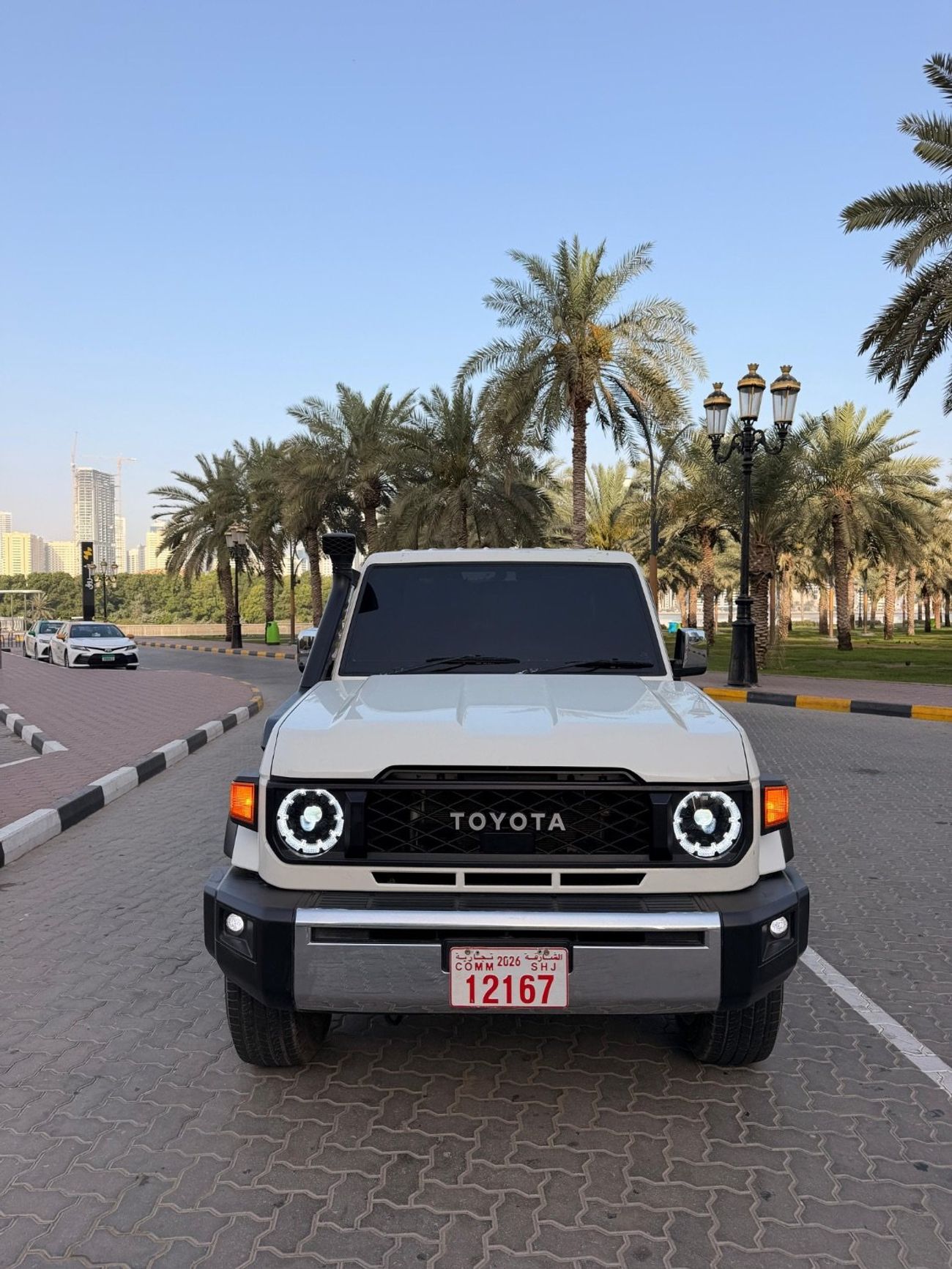 Toyota Land Cruiser 79 series with Current Shape