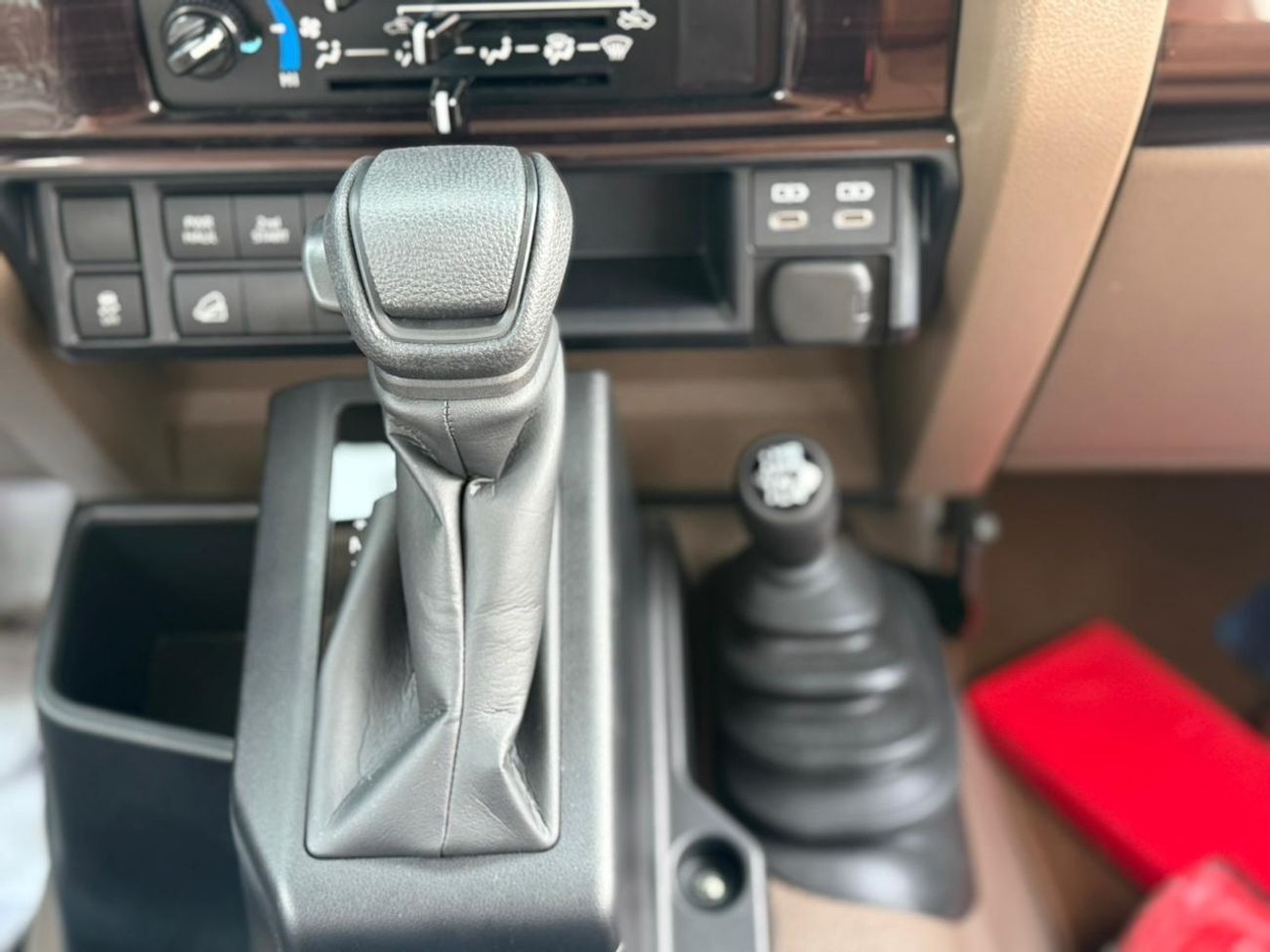 Toyota Land Cruiser Pick Up  Toyota Land Cruiser Pick Up 2026 Toyota Land Cruiser DC 4.0L AT Petrol (Full Option)