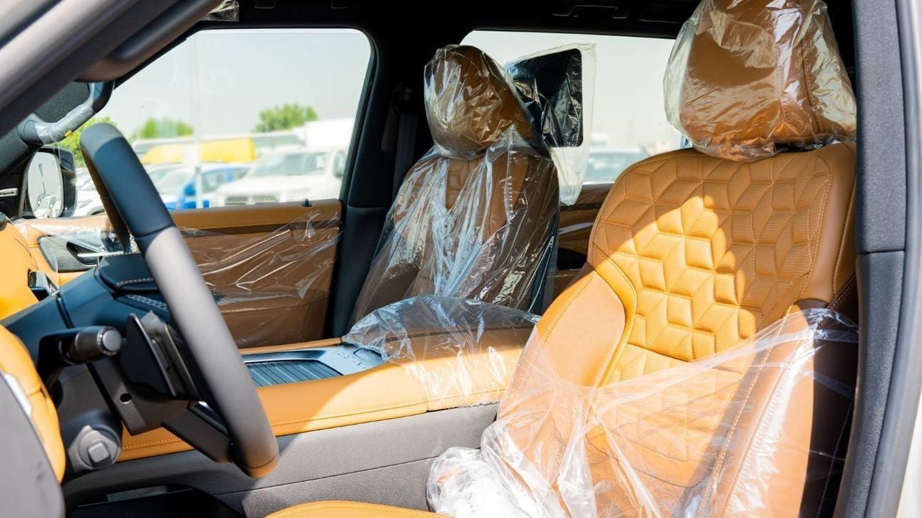 Nissan Patrol 2026 Nissan Patrol SE Platinum 3.8L AT Petrol (Silver-Tan) (Black roof)