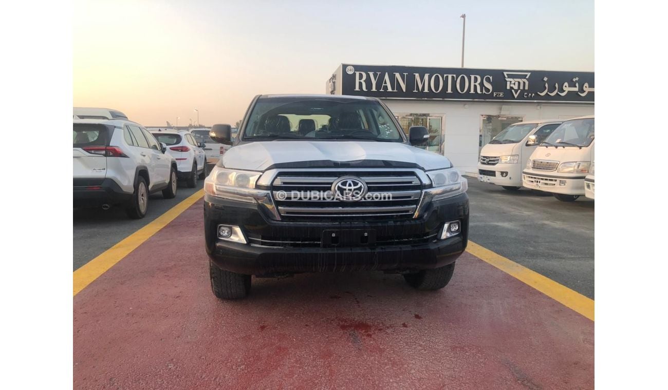 Toyota Land Cruiser TOYOTA LAND CRUISER GX.R, 4.5L, DIESEL, FULL OPTION, WITH LEATHER , BLACK COLOR, MODEL 2021 FOR EXPO