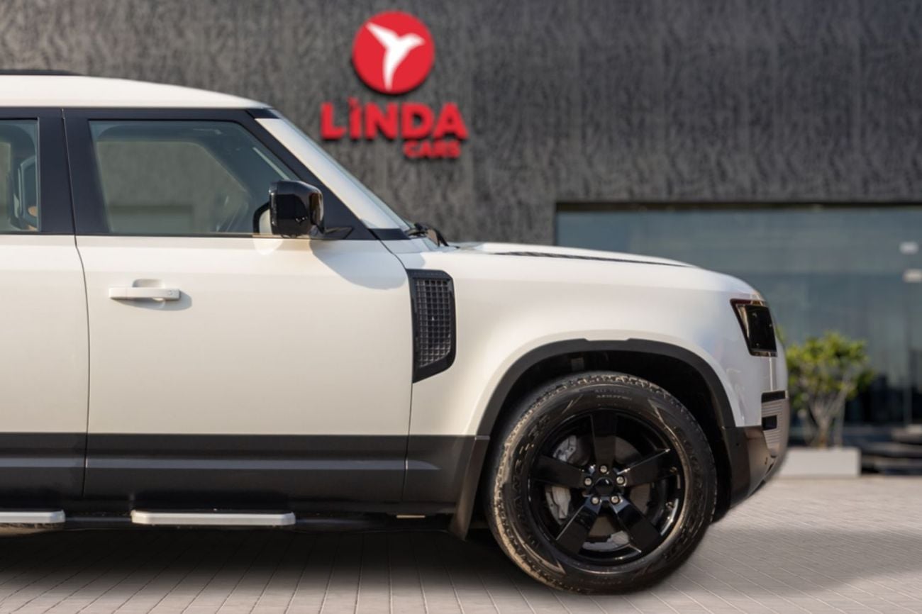 لاند روفر ديفندر 130 HSE P400 HSE P400