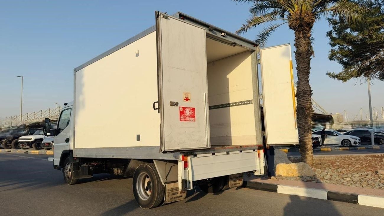 ميتسوبيشي فوسو كانتير -