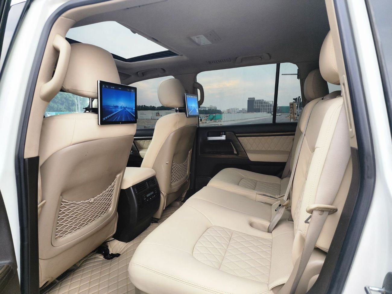 Toyota Land Cruiser VX.R V8 upgrade 2024