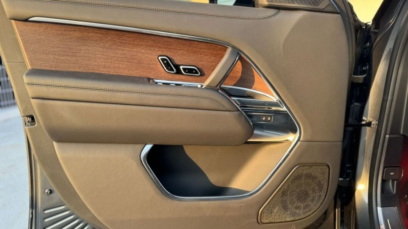 لاند روفر رينج روفر Range Rover Autobiography P530 V8 SWB 2023 Brand new