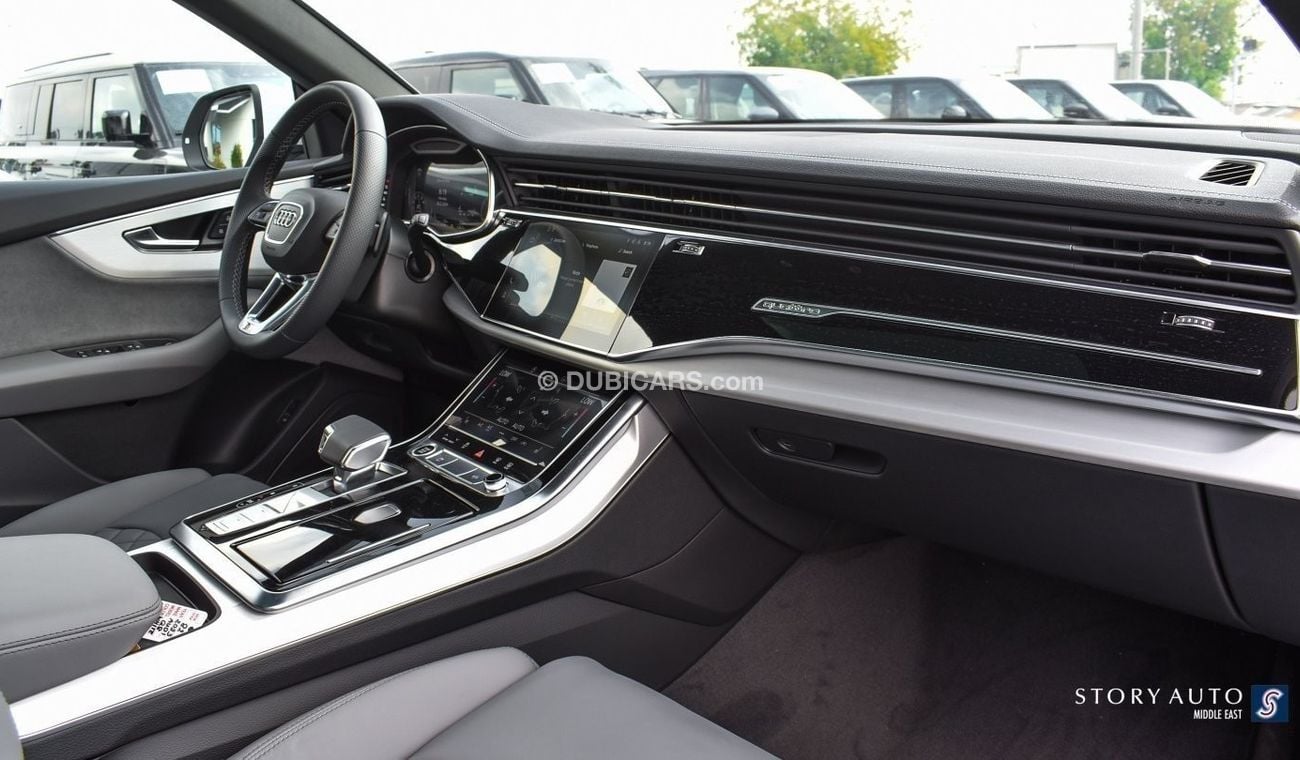 أودي Q8 55 TFSI MHEV Quattro S line V6 3.0L Aut (For Local Sales plus 10% for Customs & VAT)