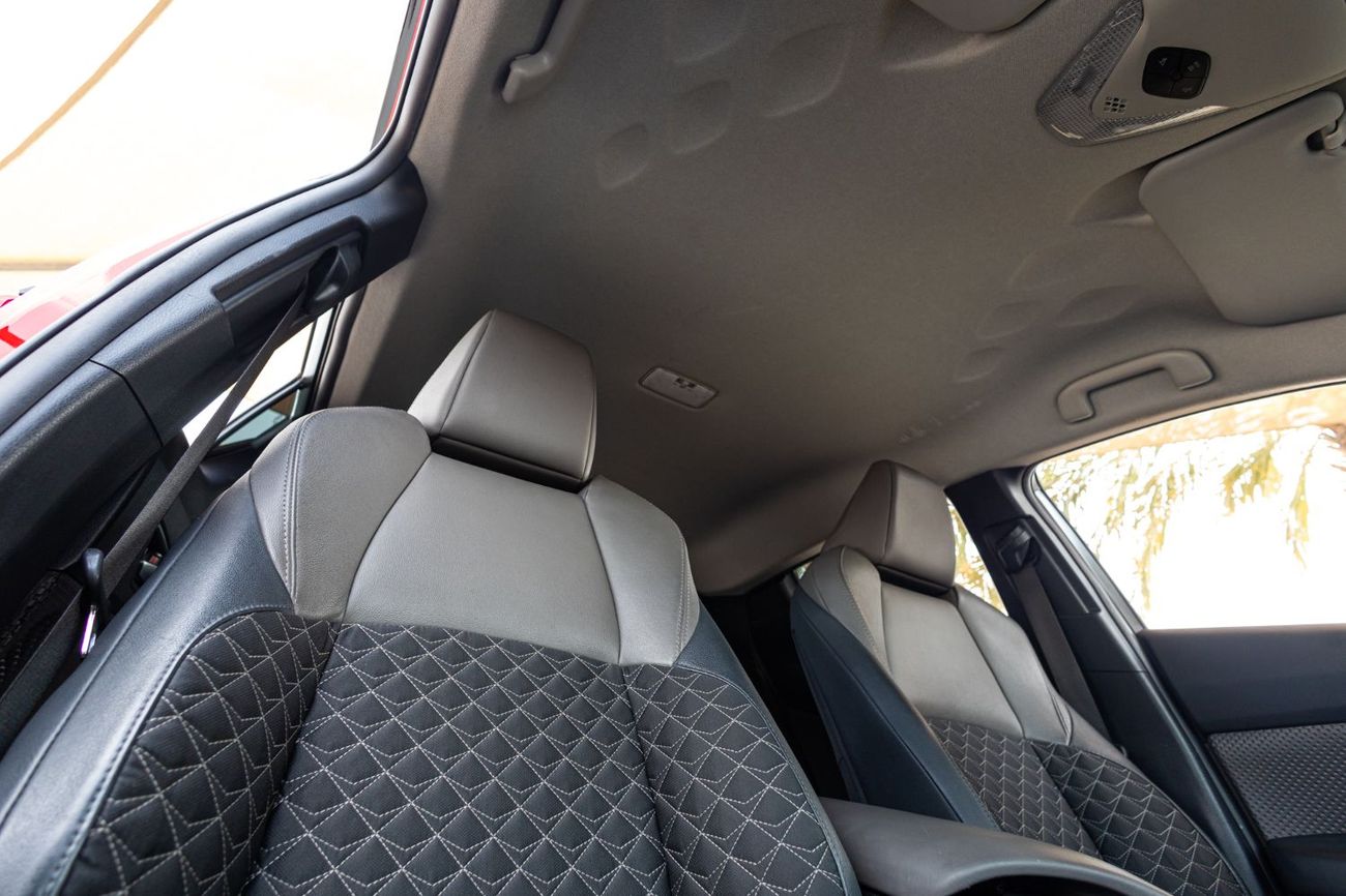 تويوتا CHR GX 1.8L (96 HP)