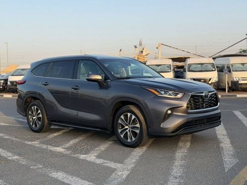 Toyota Highlander  2020 Toyota Highlander Full Option 3.5L V6 - SunRoof - Full Radar System - 7 Seater - Push Start