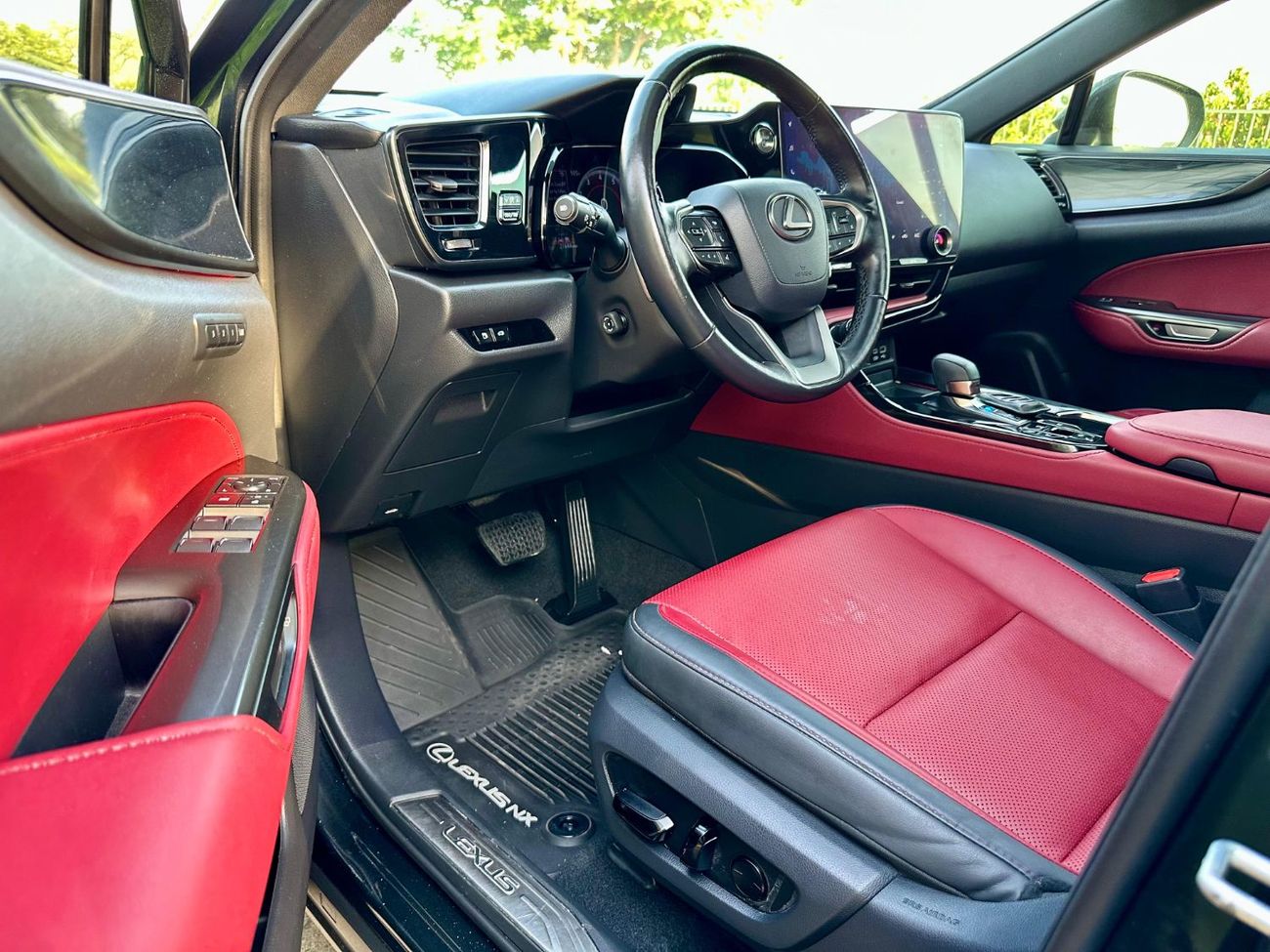 Lexus NX350h Platinum 2.5L