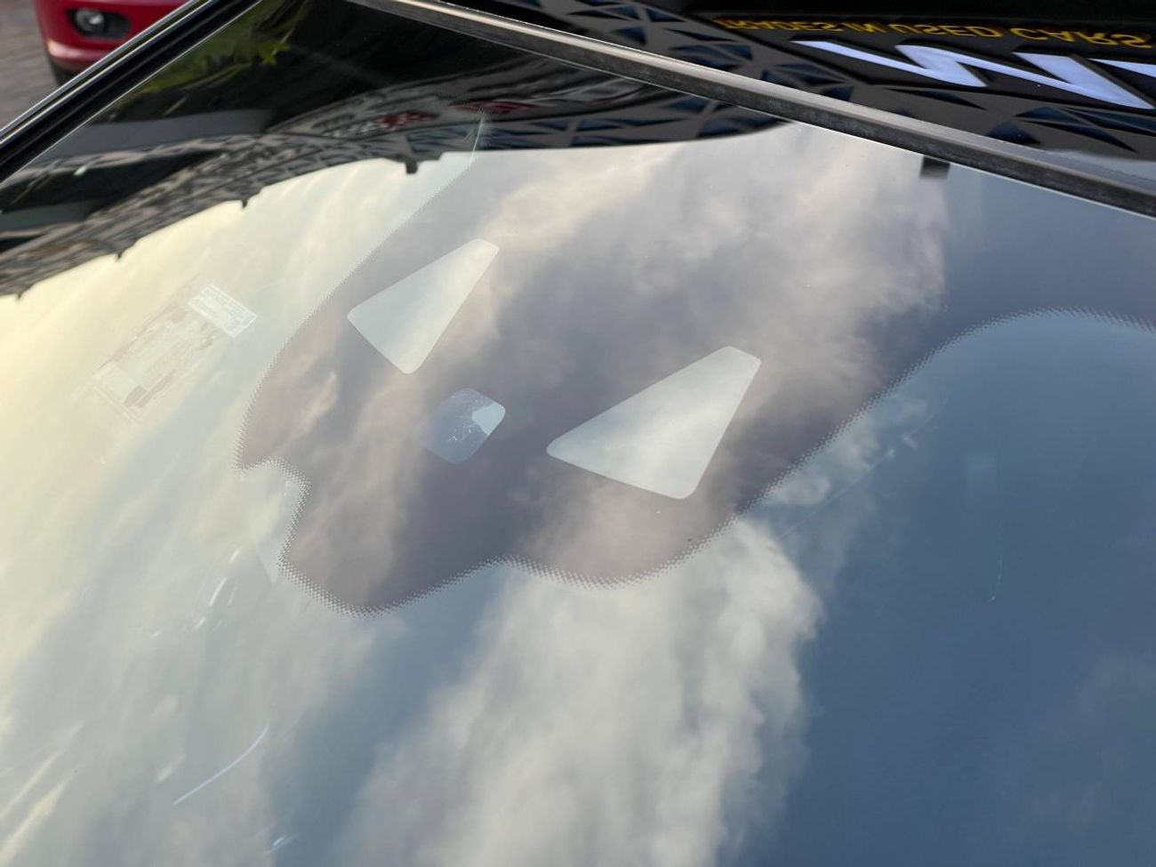 مرسيدس بنز E 350 عداد كيلومترات منخفض / كاميرا 360 درجة / رادار / شاشة عرض كاملة للوحة القيادة / نظام كشف النقطة العم