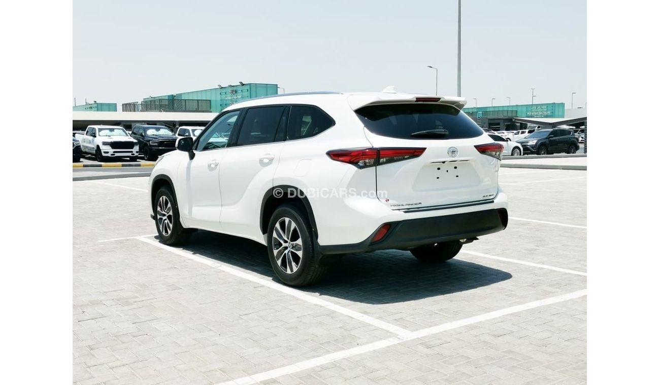 Toyota Highlander Toyota Highlander XLE-2021-White
